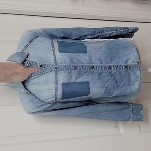 Xhilaration, Size S, Chambray Long Sleeve Button Down Shirt, Blue, GUC.